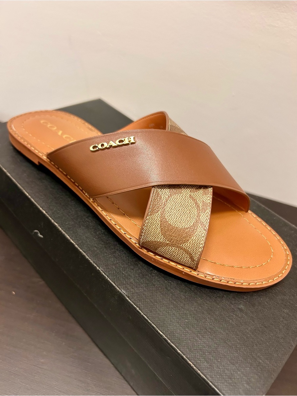 COACH Leather Hilda Slides Sandal In Signature Canvas - Picture 2 of 4